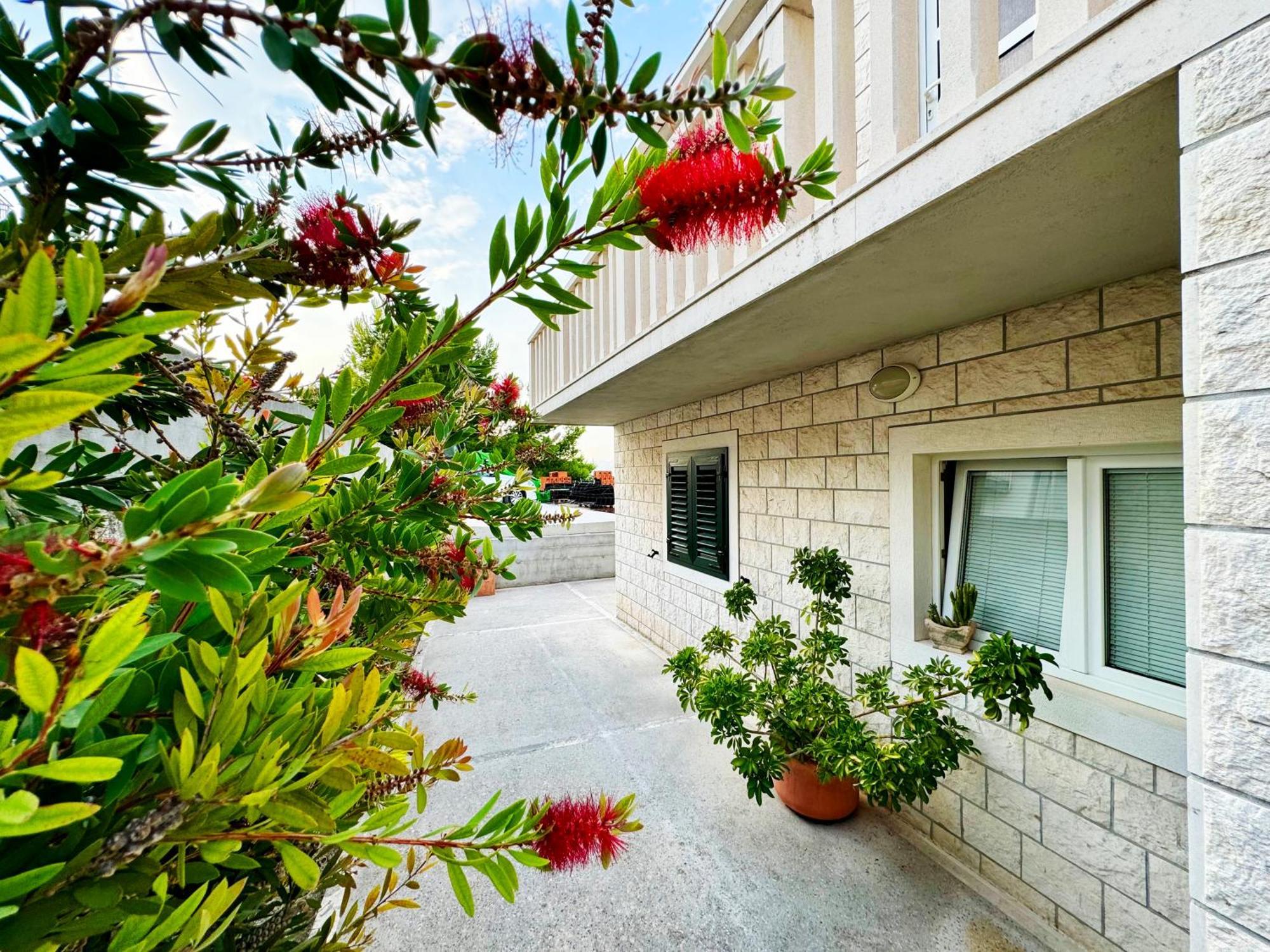 Apartment Baloevic Postira Kültér fotó